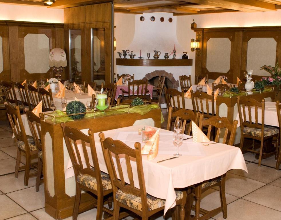 Hotel Pohl Kinheim Extérieur photo