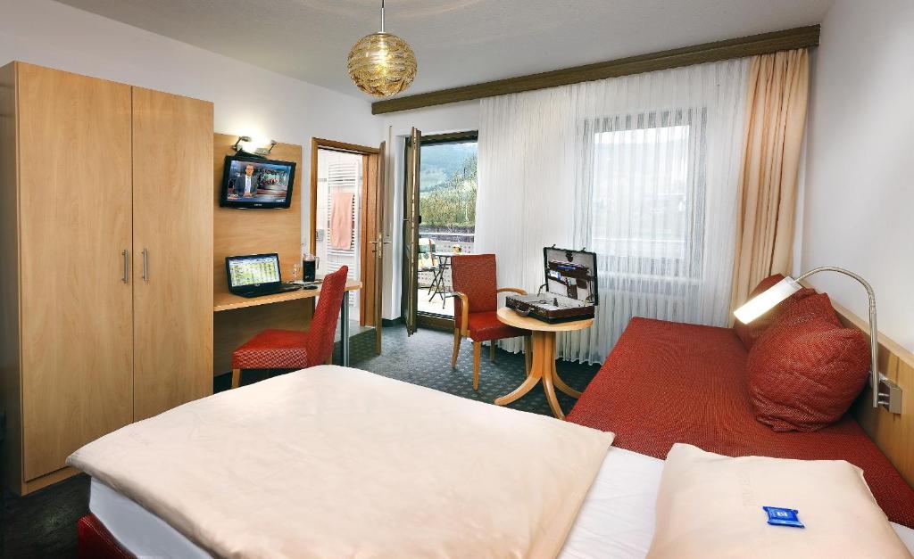 Hotel Pohl Kinheim Chambre photo