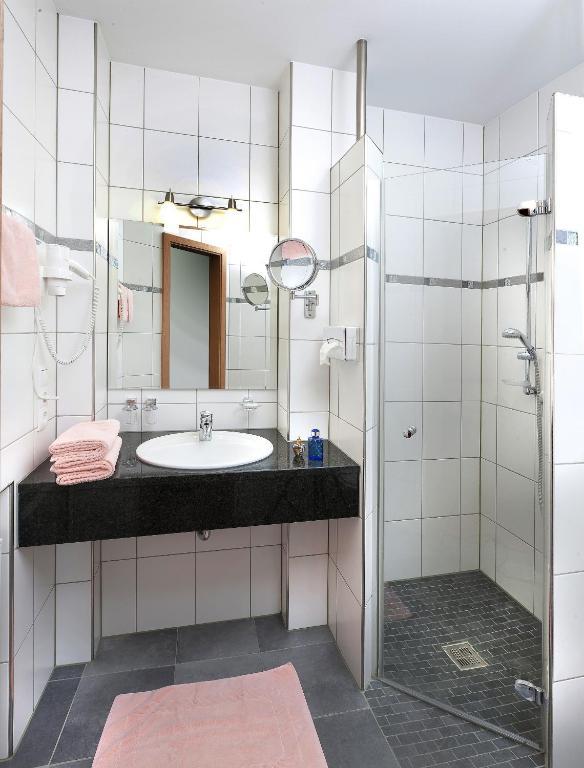 Hotel Pohl Kinheim Chambre photo